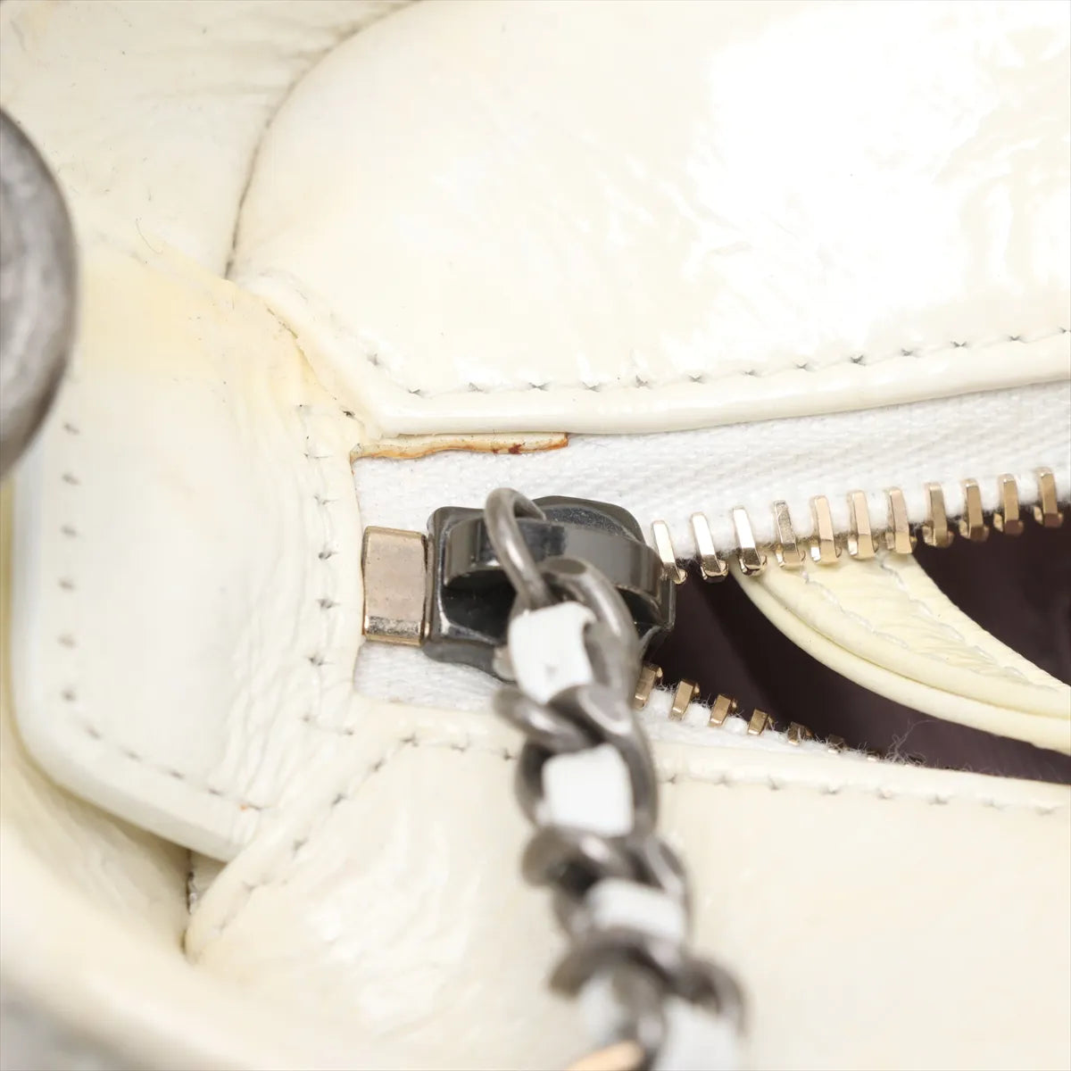 Chanel Gabrielle Doo Chanel Vinyl Leather Tweed Chain Shoulder Bag White