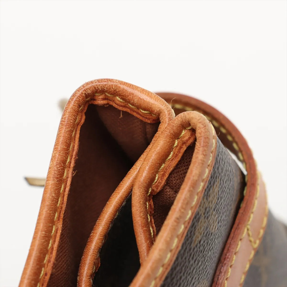 Louis Vuitton Monogram Batignolles Horizontal Shoulder Bag