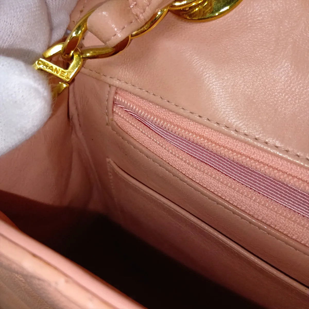 Chanel CC Logo Matelasse Lambskin Single Flap Single Chain Bag Pink