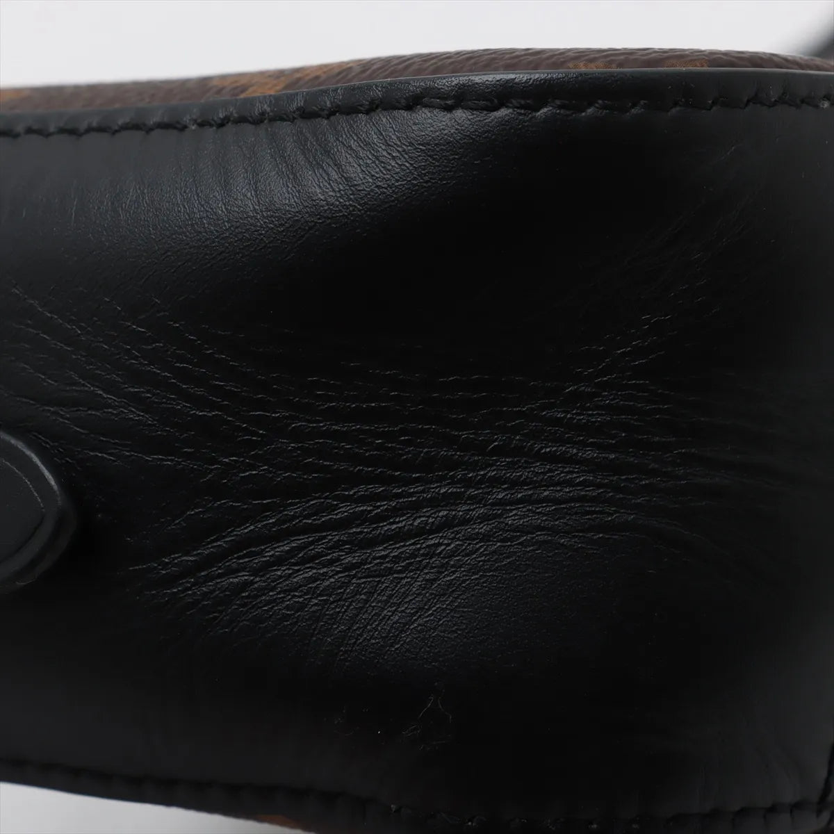 Louis Vuitton Monogram Saintonge