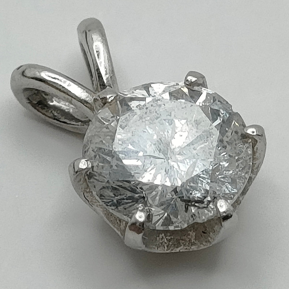 Pt900 Platinum 0.758 ct Diamond Solitaire Pendant — detail 5