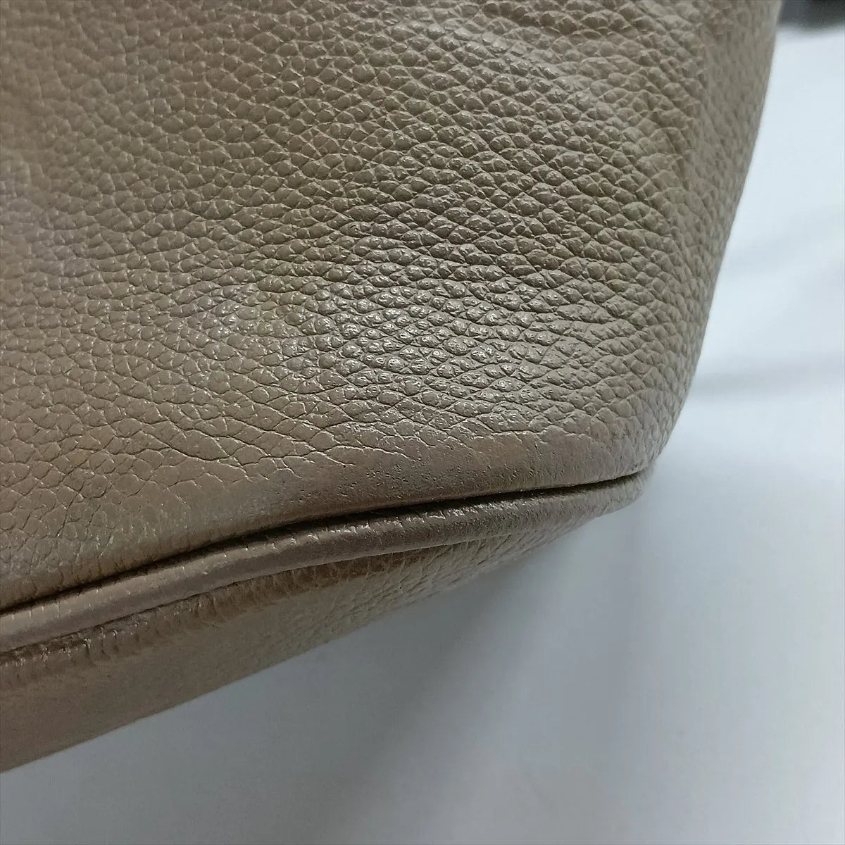 Louis Vuitton Monogram Empreinte Neverfull MM Tourterelle