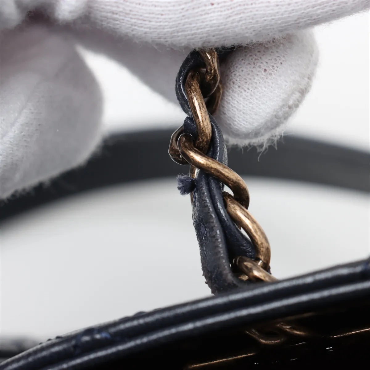 Chanel CC Logo Matelasse Leather Chain Tote Bag Navy Blue