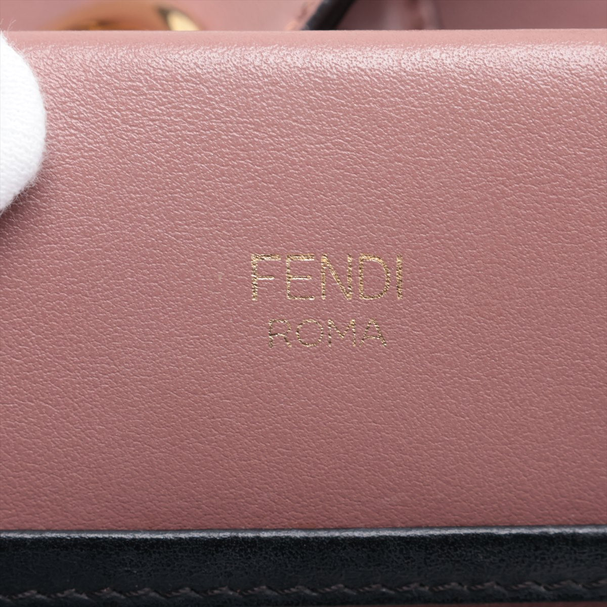 Fendi Runaway Leather Two-Way Handbag Pink