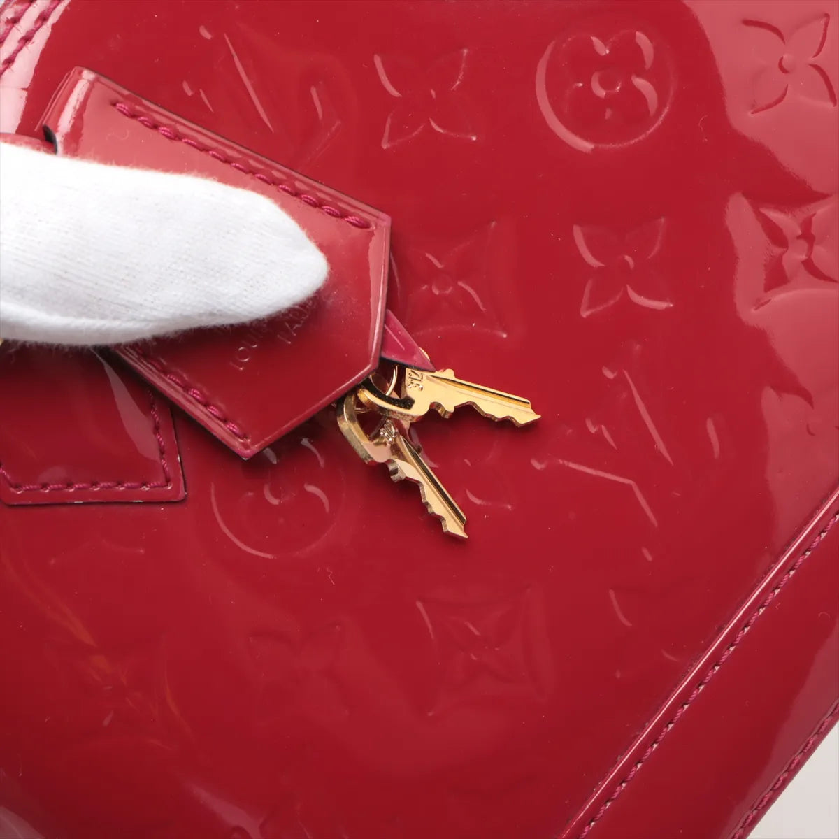 Louis Vuitton Monogram Vernis Alma BB Red  *PREORDER*