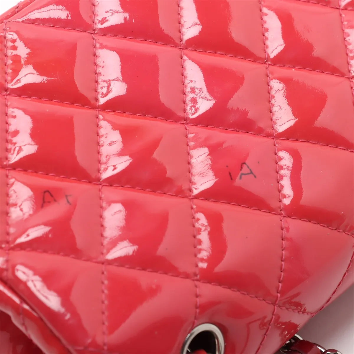 Chanel CC Logo Mini Matelasse 17 Patent Leather Single Flap Single Chain Bag Hot Pink