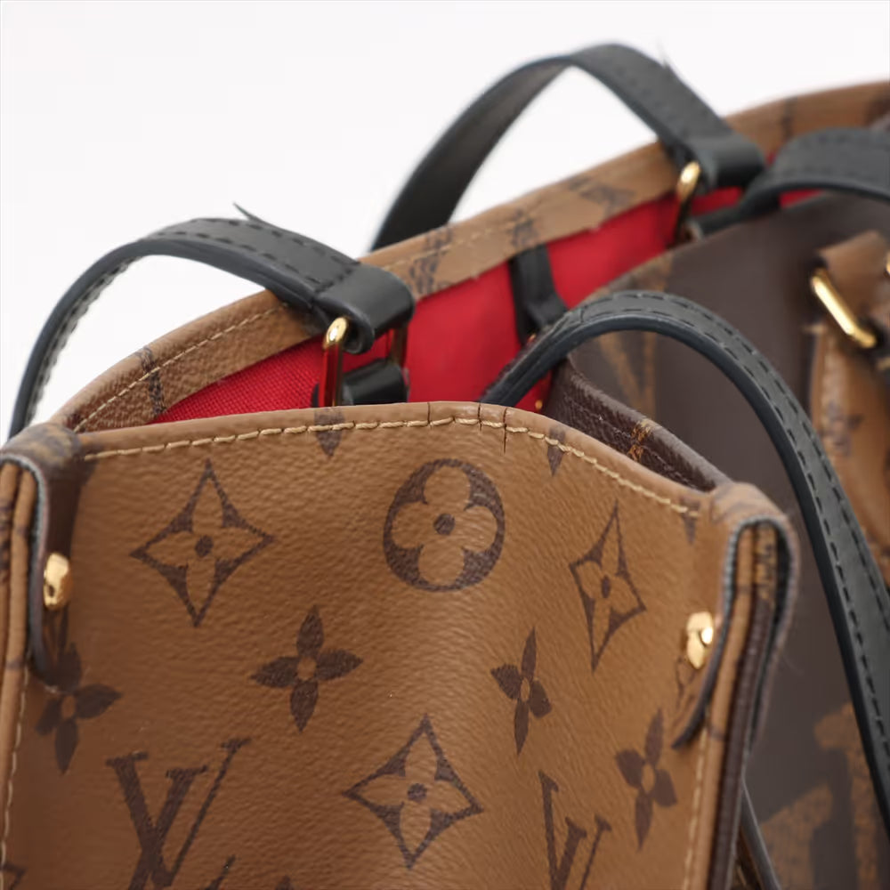Louis Vuitton Giant Monogram Reverse On the Go MM