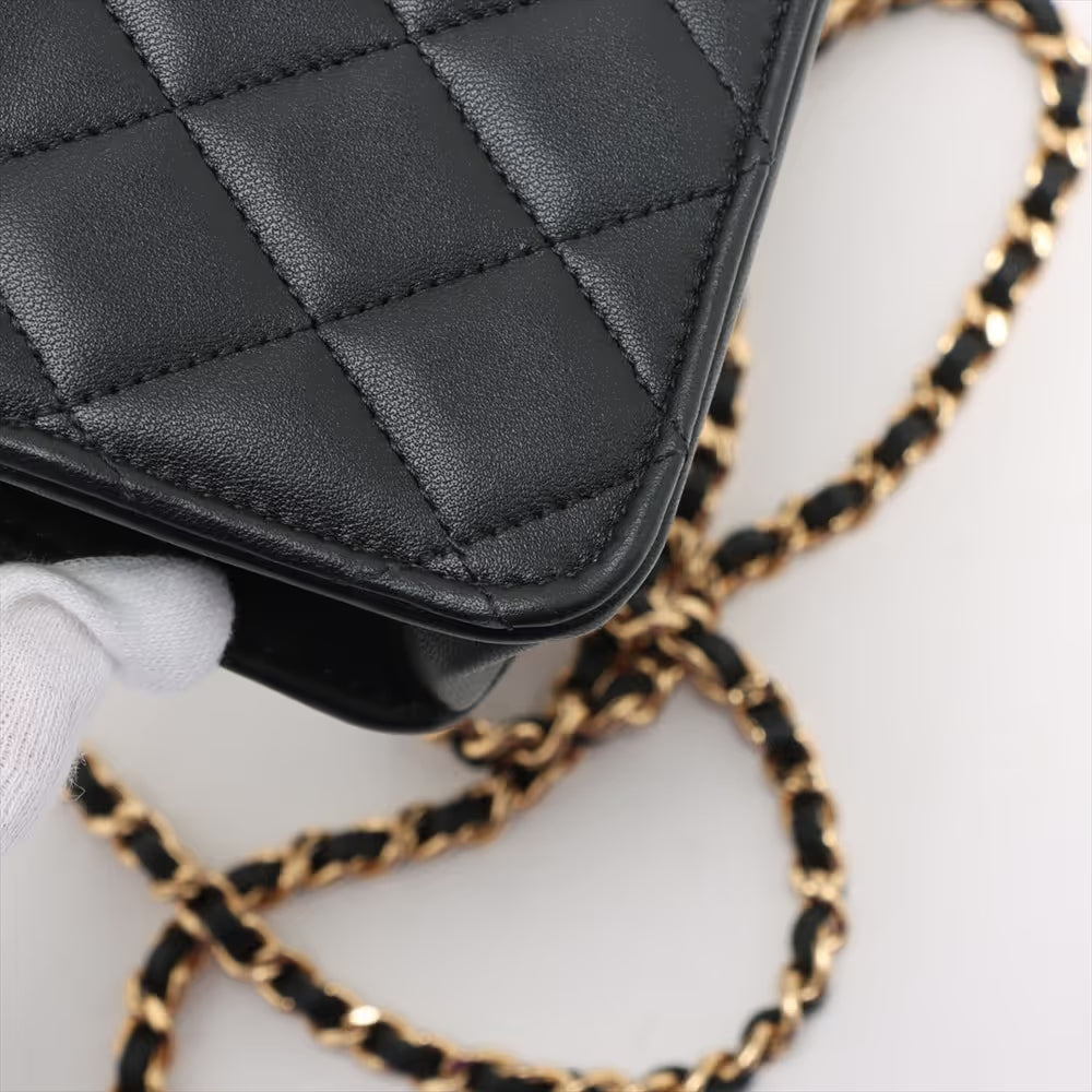Chanel CC Logo Playings Cards Matelasse Lambskin Single Flap Single Chain Bag Black