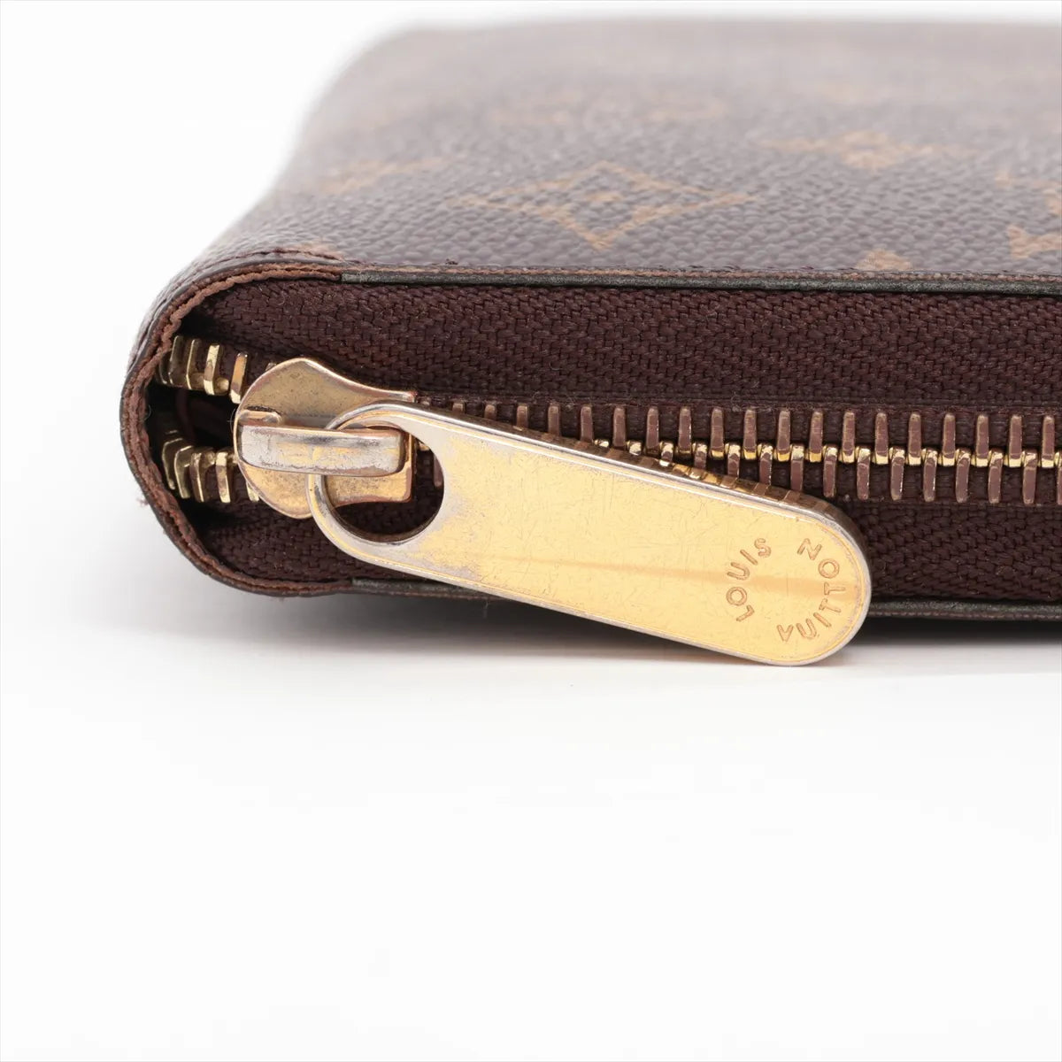 Louis Vuitton Monogram Zippy Wallet