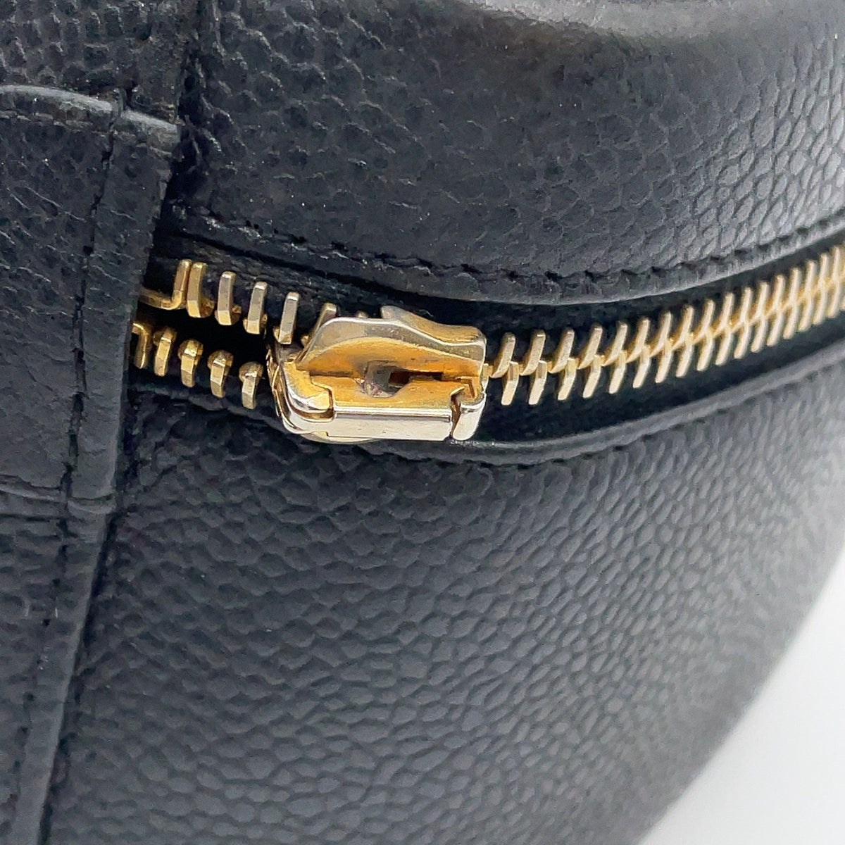 Chanel CC Logo Caviar Leather Vanity Bag Black