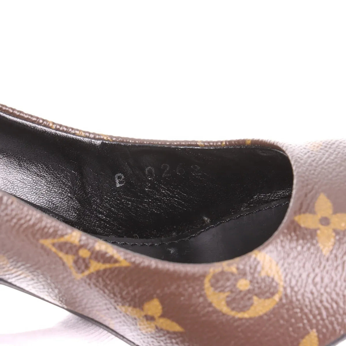 Louis Vuitton Monogram Pump Black × Brown