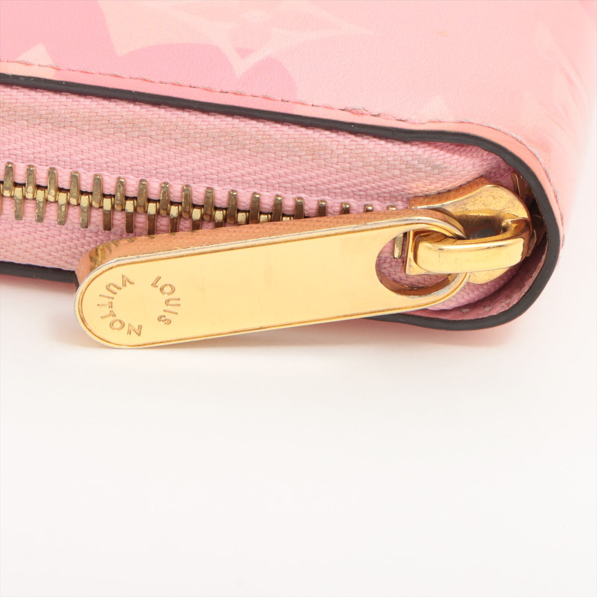 Louis Vuitton Monogram Vernis Zippy Wallet Pink
