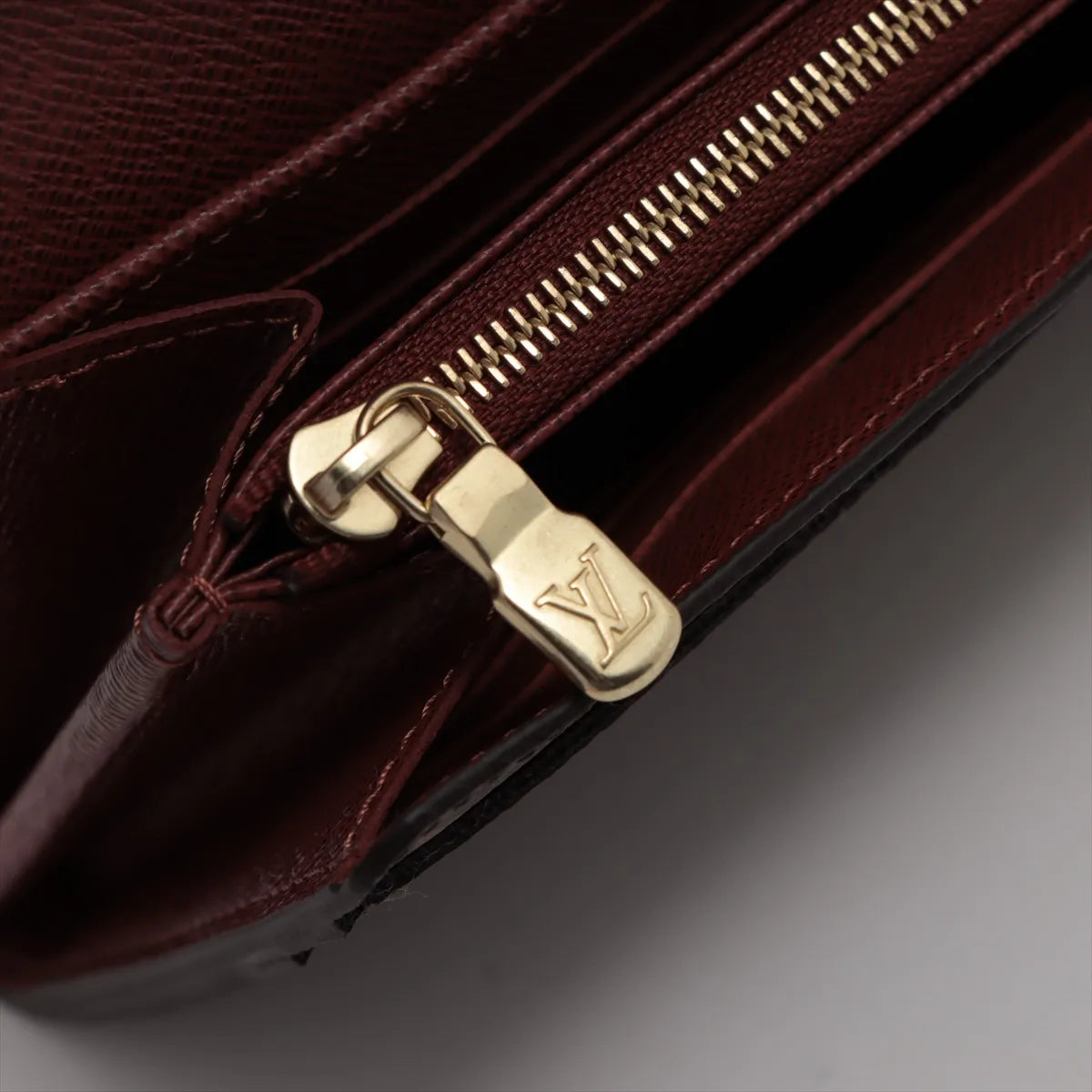 Louis Vuitton Monogram Sarah Wallet *PREORDER*