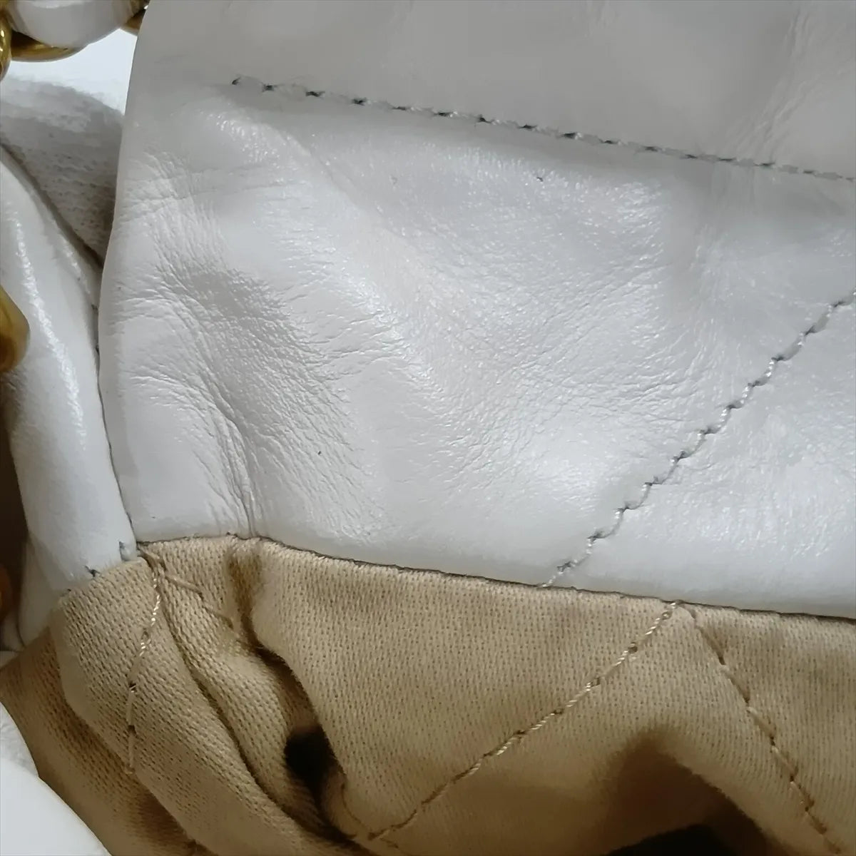 Chanel Chanel 22 Mini Shiny Calfskin Chain Shoulder Bag White