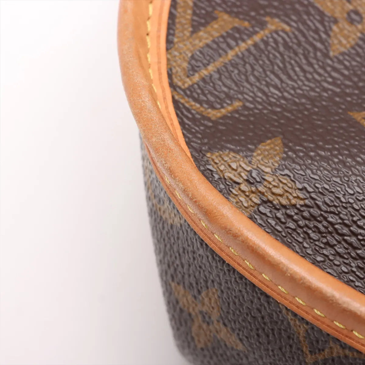 Louis Vuitton Monogram Menilmontant PM