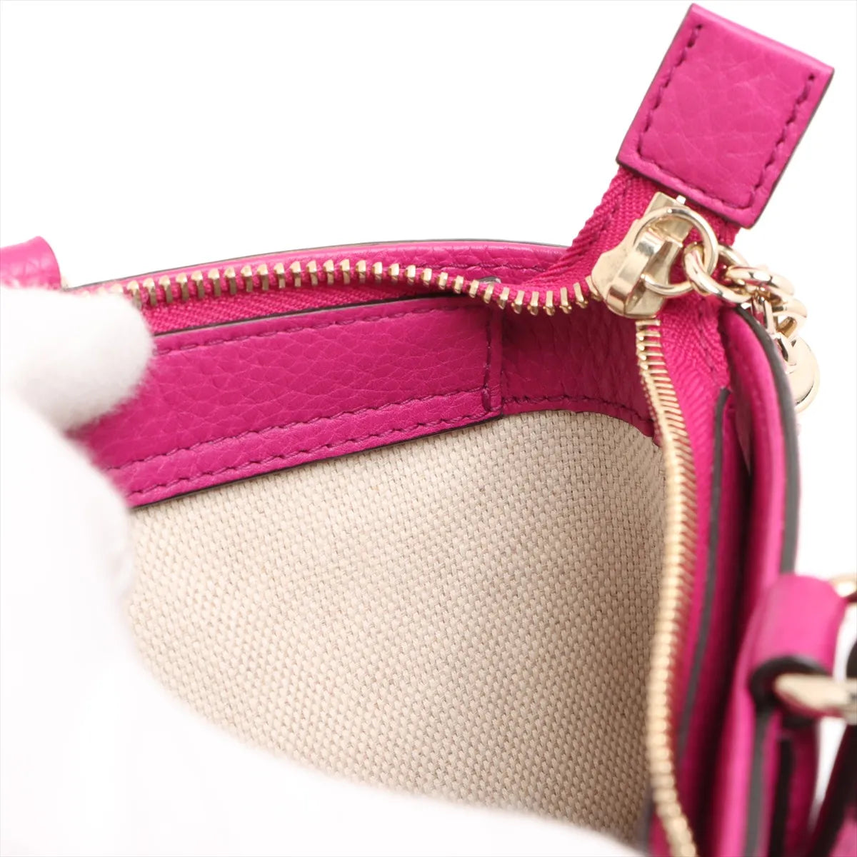 Gucci Soho Leather Two-Way Handbag Pink