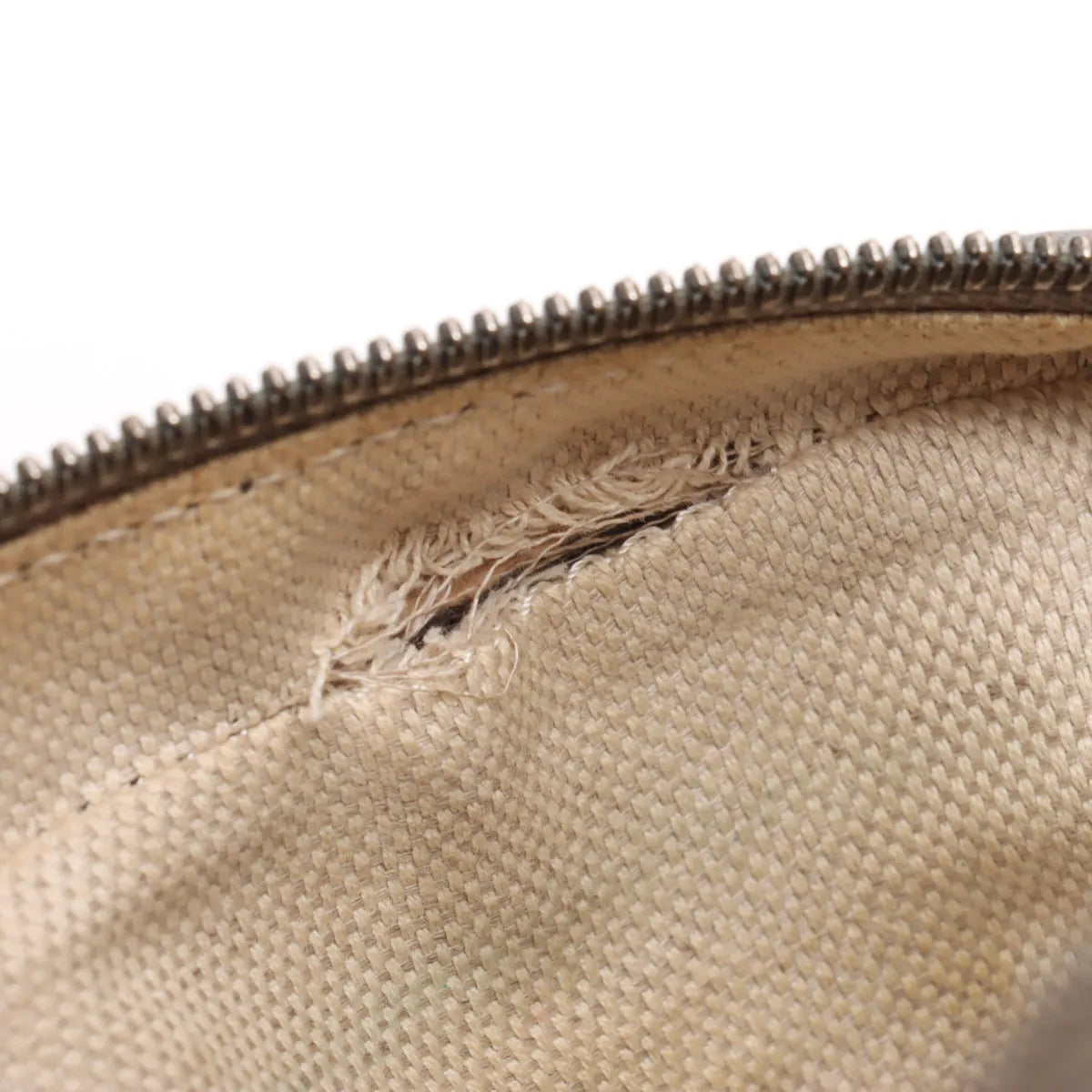 Gucci Metallic Soho Leather Camera Bag Silver