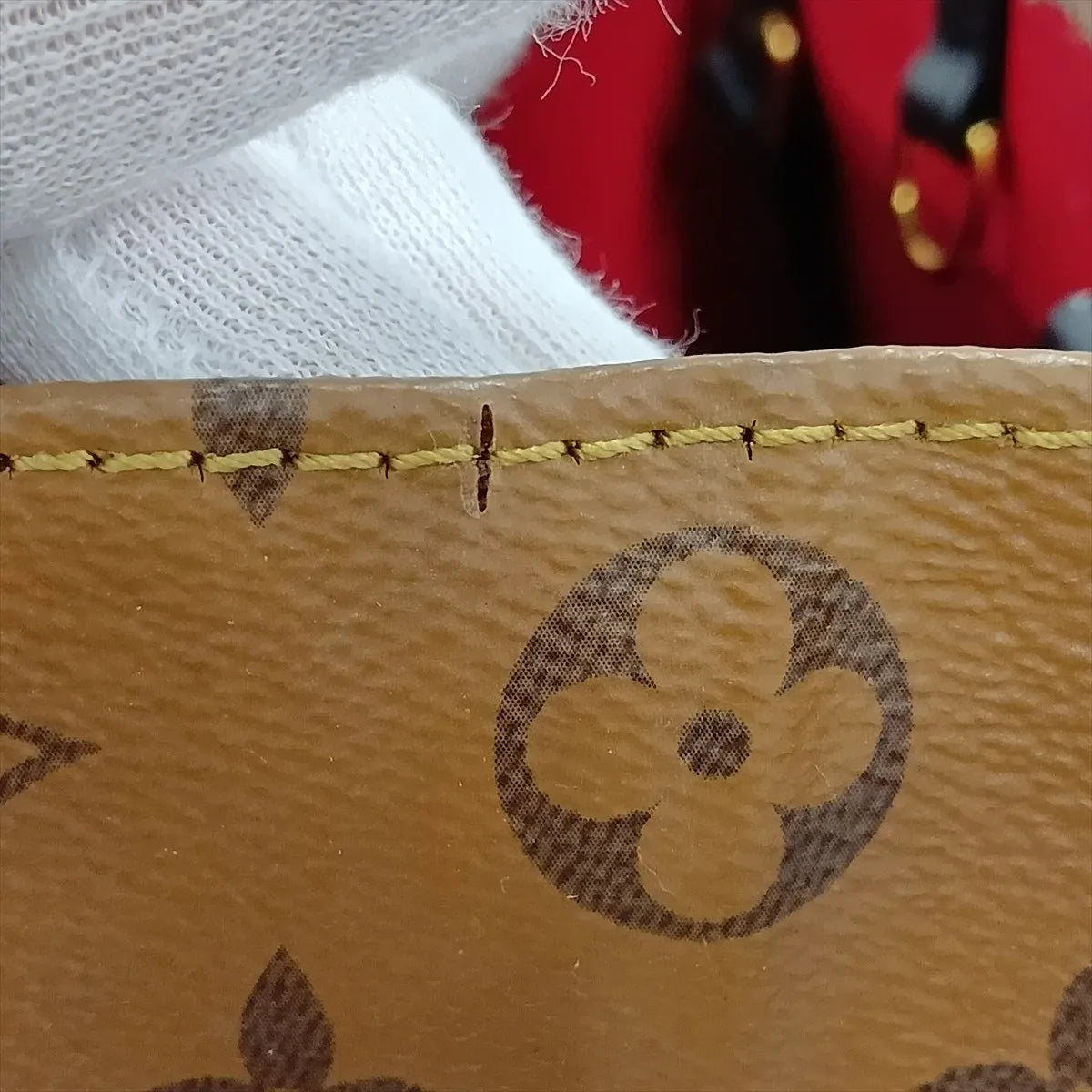 Louis Vuitton Giant Monogram Reverse OnTheGo MM Tote Bag