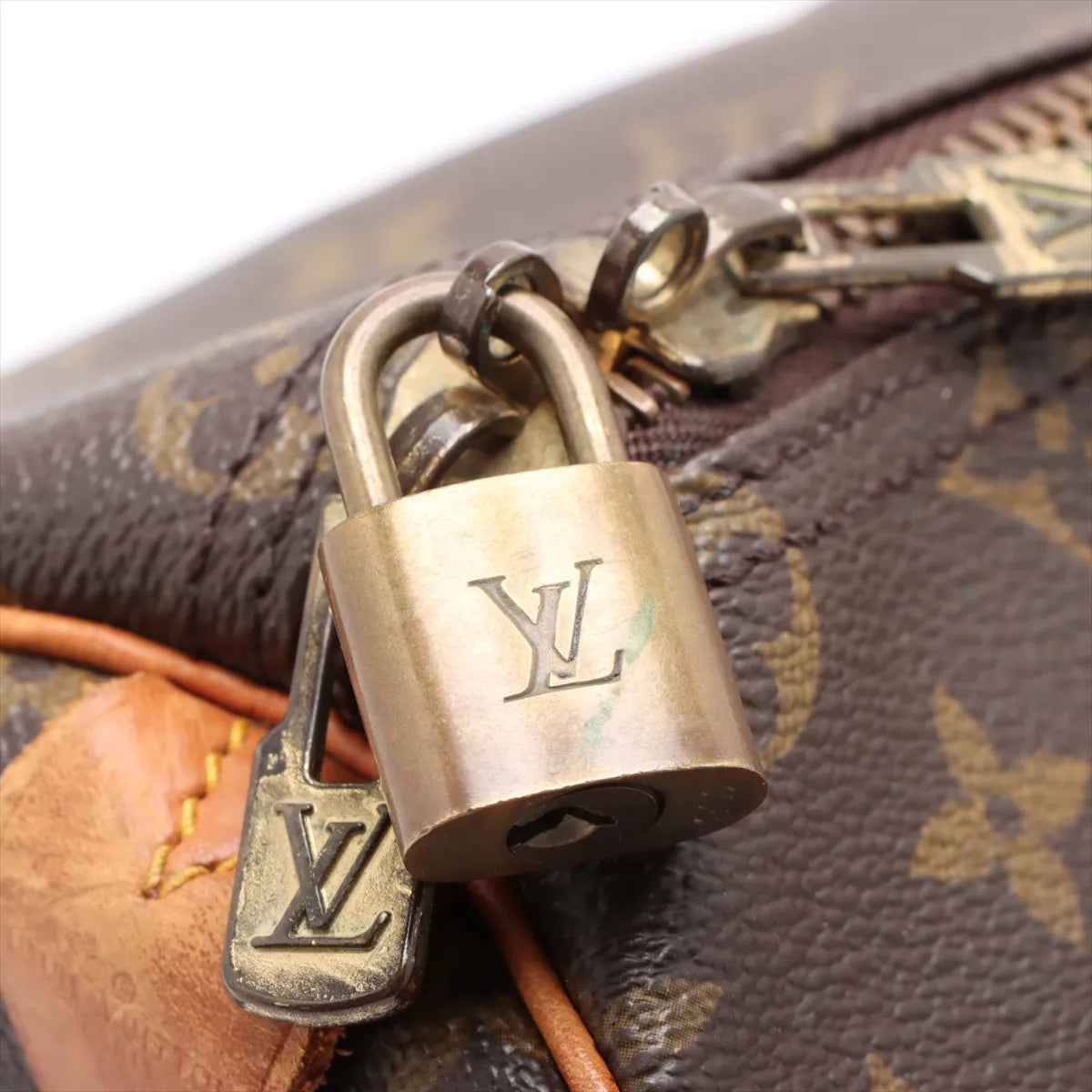 Louis Vuitton Monogram Keepall 50