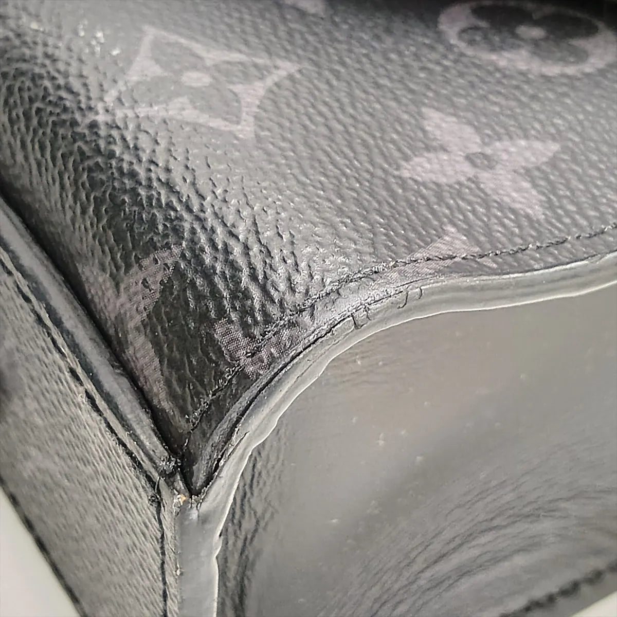 Louis Vuitton Monogram Eclipse Sac Plat Cross Black