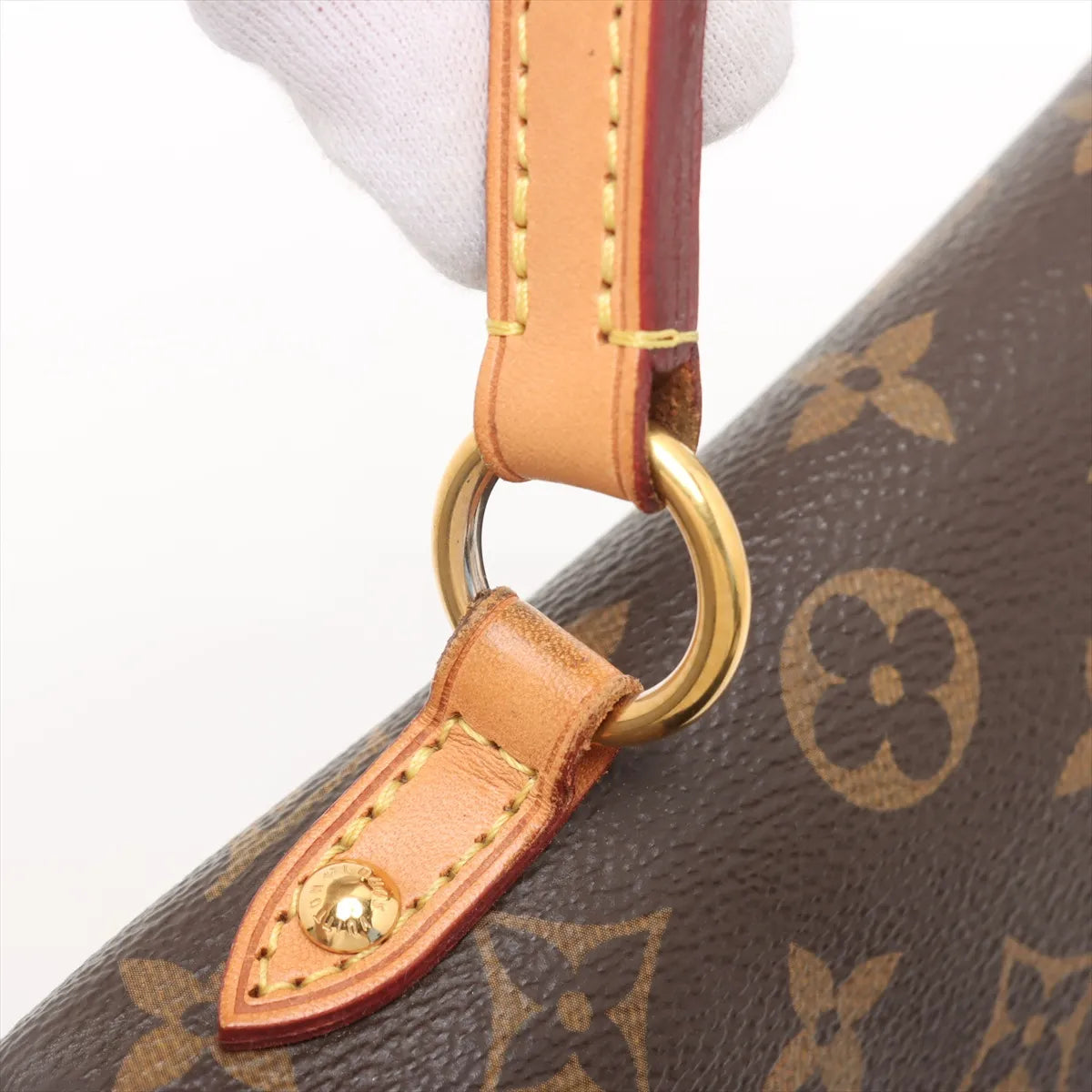 Louis Vuitton Monogram Cluny BB