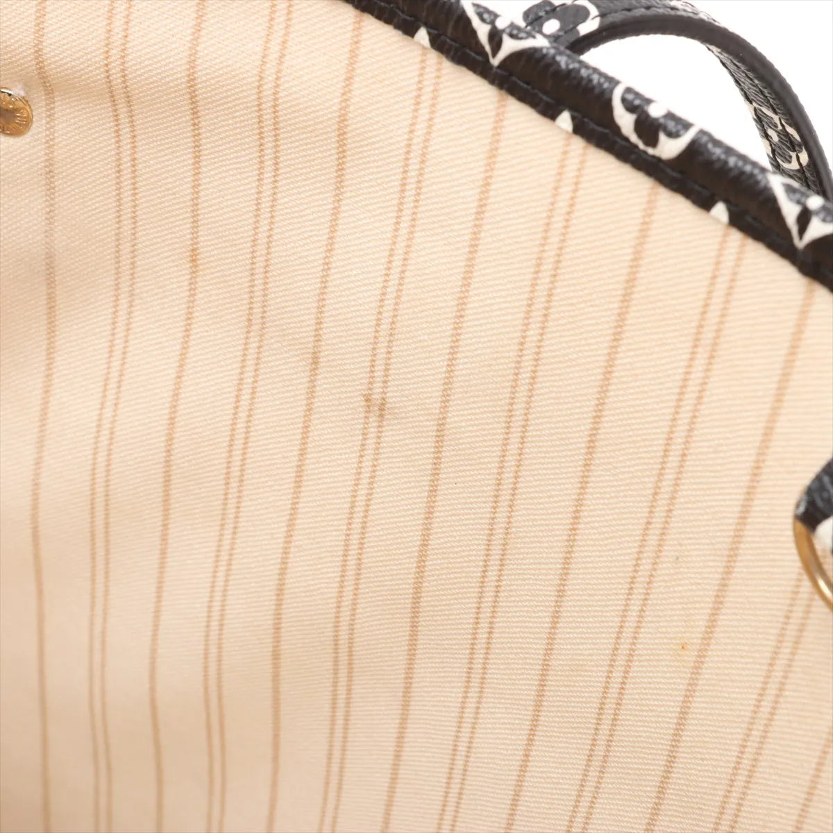 Louis Vuitton Monogram Jungle Neverfull MM