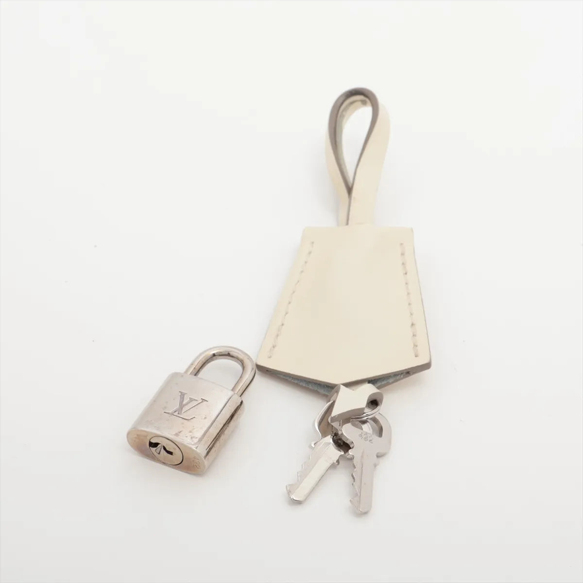 Louis Vuitton Epi Alma BB White
