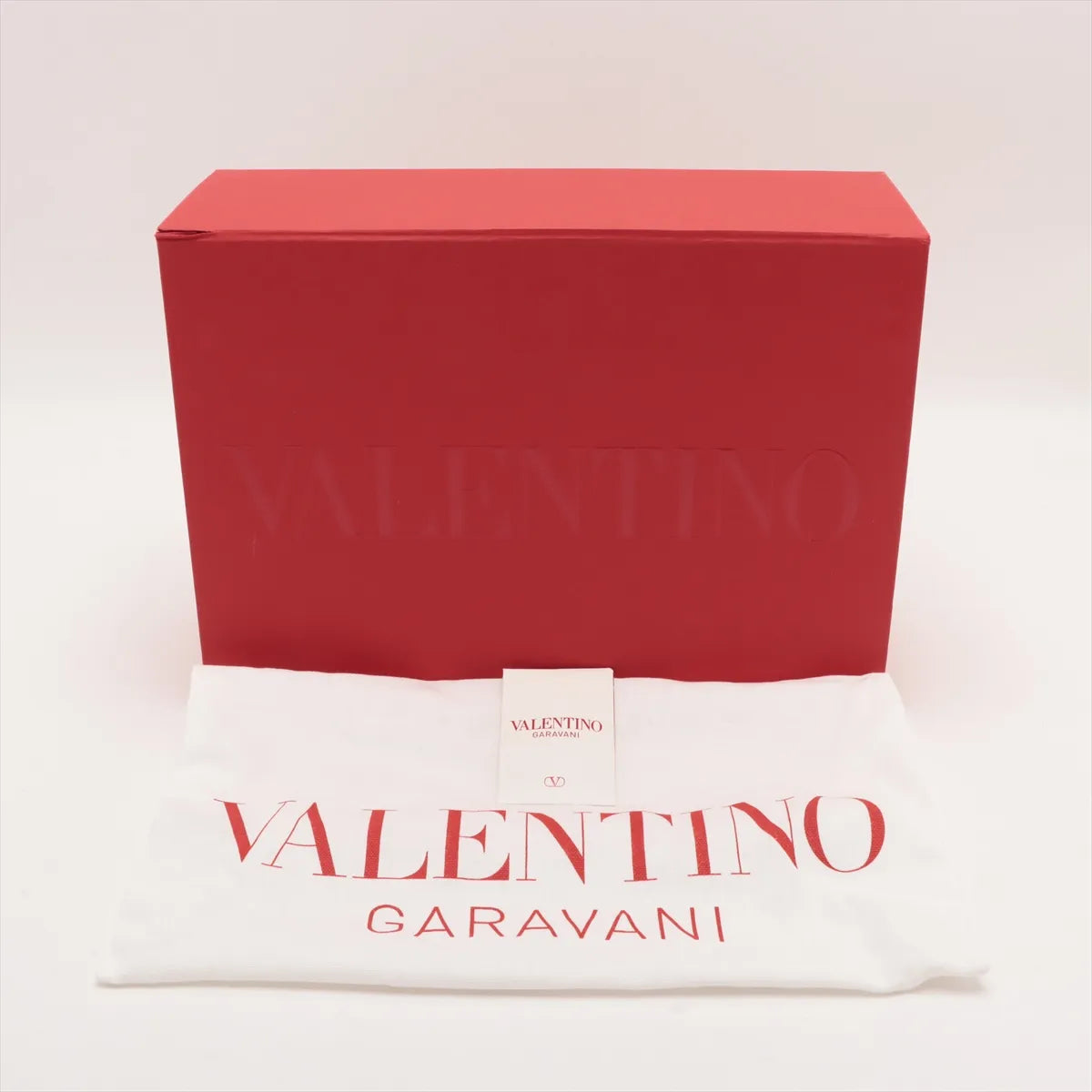 Valentino Garavani Matelasse Rockstud Leather Two-Way Chain Shoulder Bag Beige