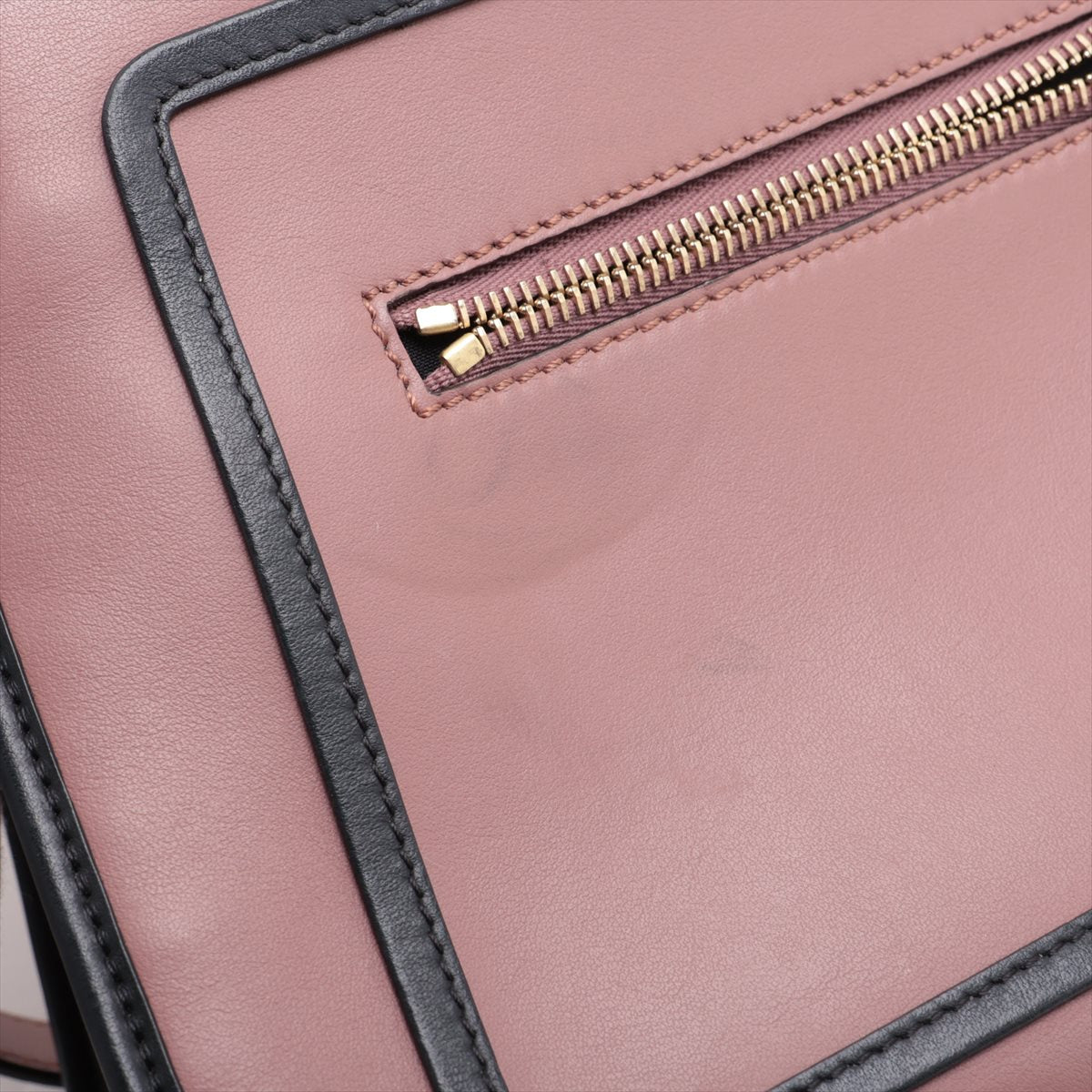 Fendi Runaway Leather Two-Way Handbag Pink