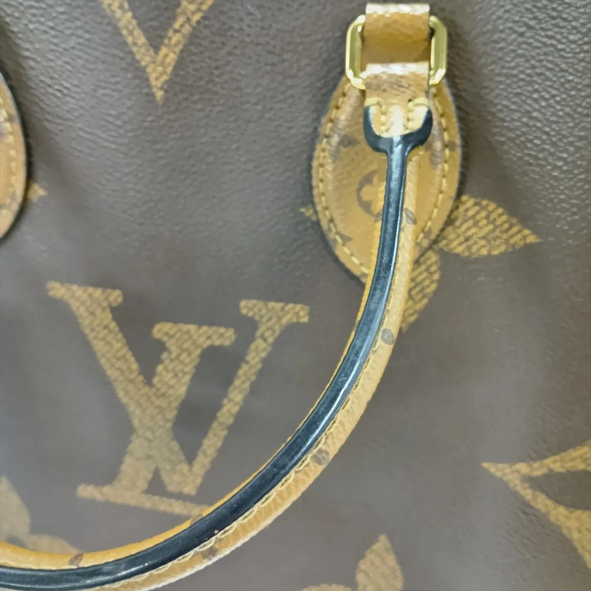 Louis Vuitton Giant Monogram Reverse OnTheGo MM Tote Bag