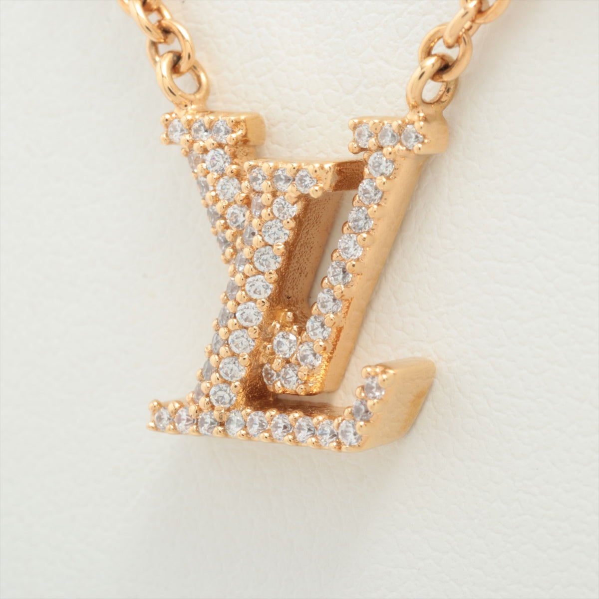 LV Iconic Heart Necklace S00 - Fashion Jewelry