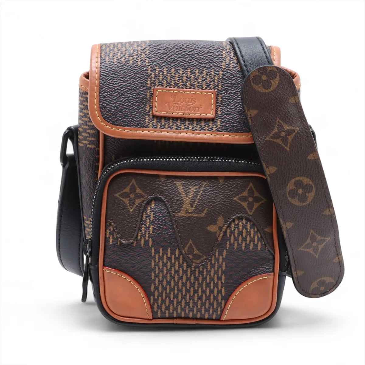 Louis Vuitton x NIGO Damier x Monogram Giant Amazone Messenger Bag