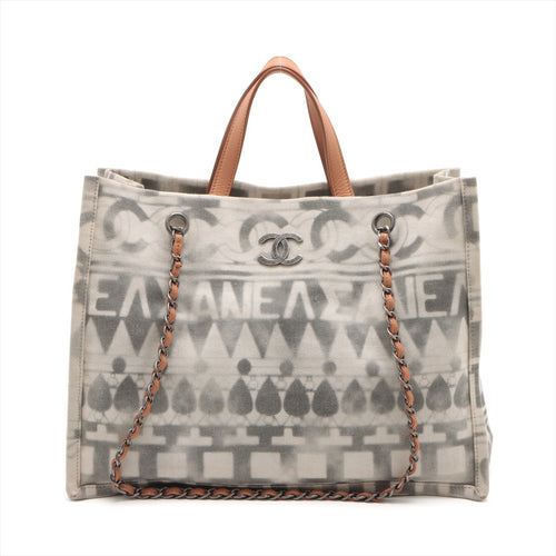 #1 Chanel CC Canvas & Leather Chain Tote Bag Gray x White