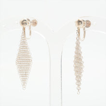 Load image into Gallery viewer, Tiffany &amp; Co. Elsa Peretti Mesh Earring