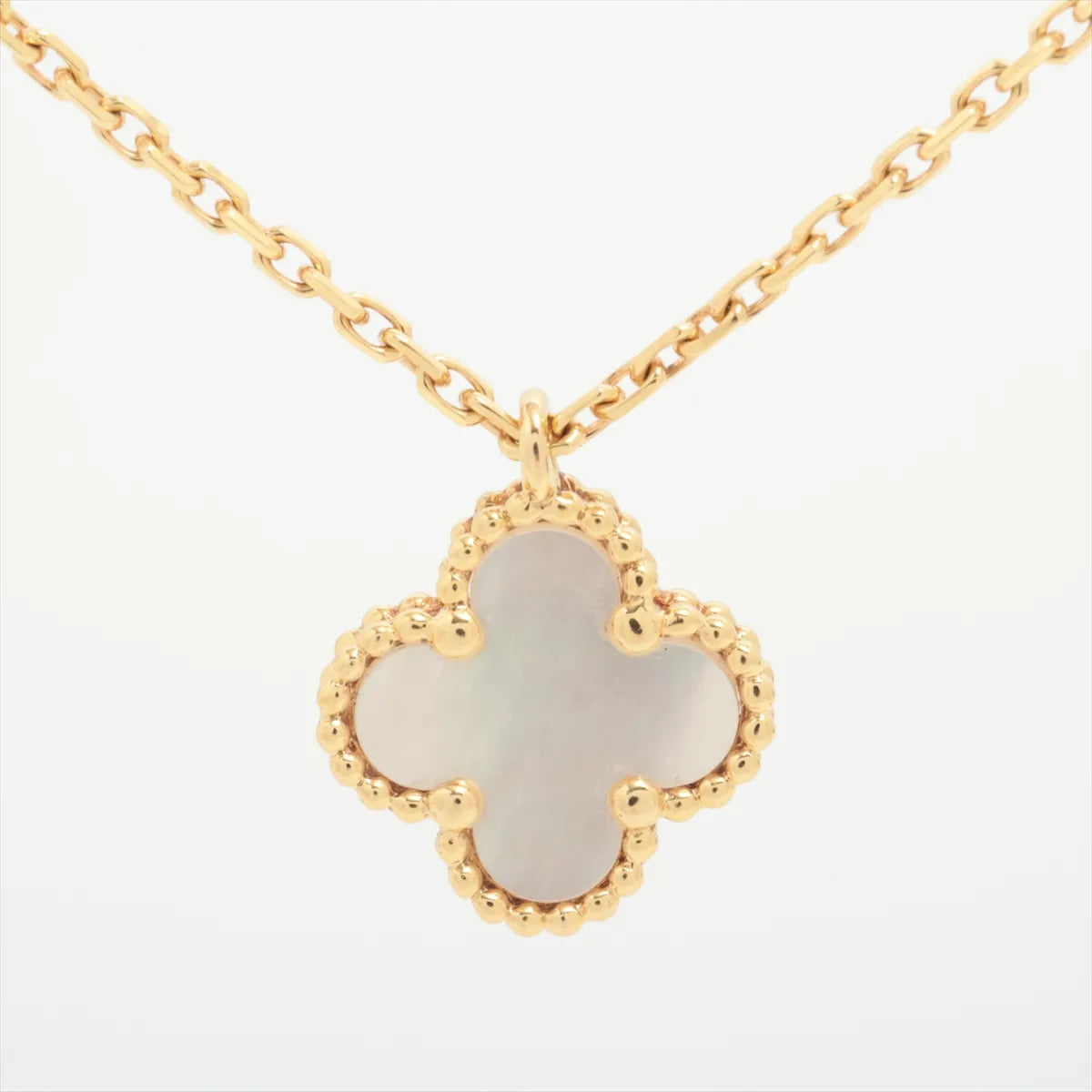 Van Cleef & Arpels Sweet Alhambra Shells Necklace Yellow Gold