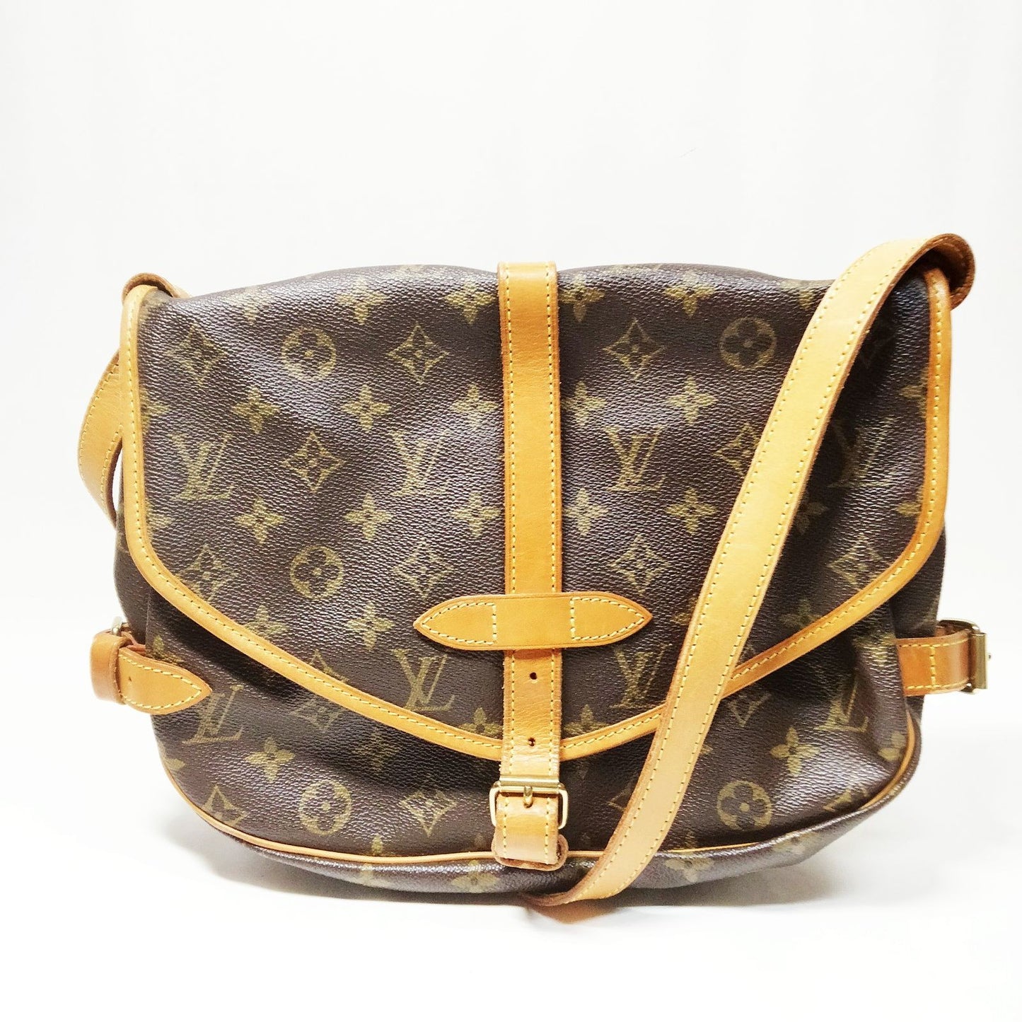Louis Vuitton Monogram Saumur 30