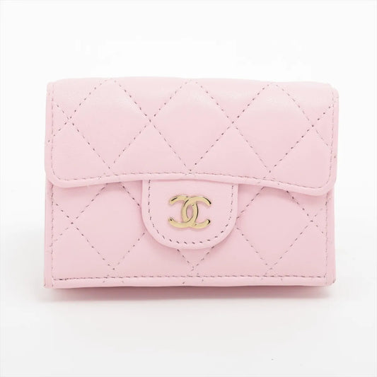 Chanel CC Logo Matelasse Lambskin Compact Wallet Pink