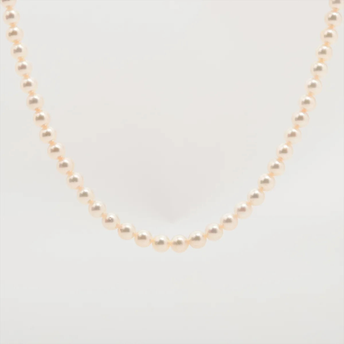 Pearl Flower Pendant Necklace