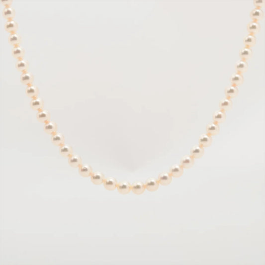 Pearl Flower Pendant Necklace