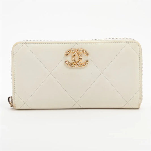 Chanel Chanel 19 Lambskin Zippy Long Wallet White
