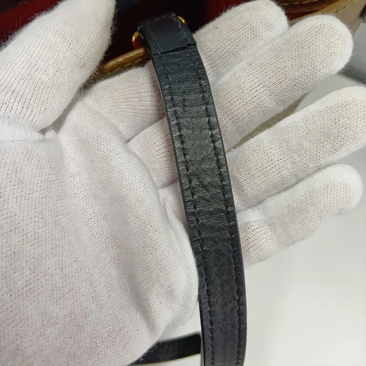 Louis Vuitton Giant Monogram Reverse OnTheGo MM Tote Bag