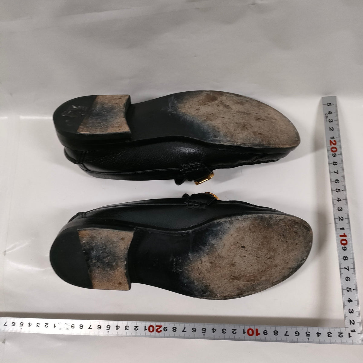 Gucci Black Leather Gold Logo Loafers — EU 37.5 — detail 3