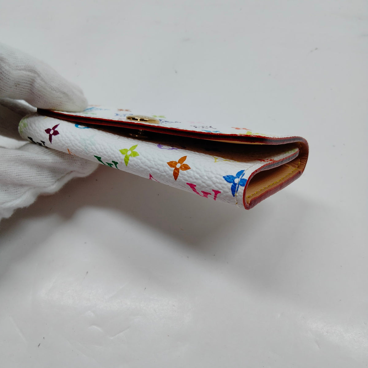 Louis Vuitton White Monogram Multicolore Key Case — detail 8