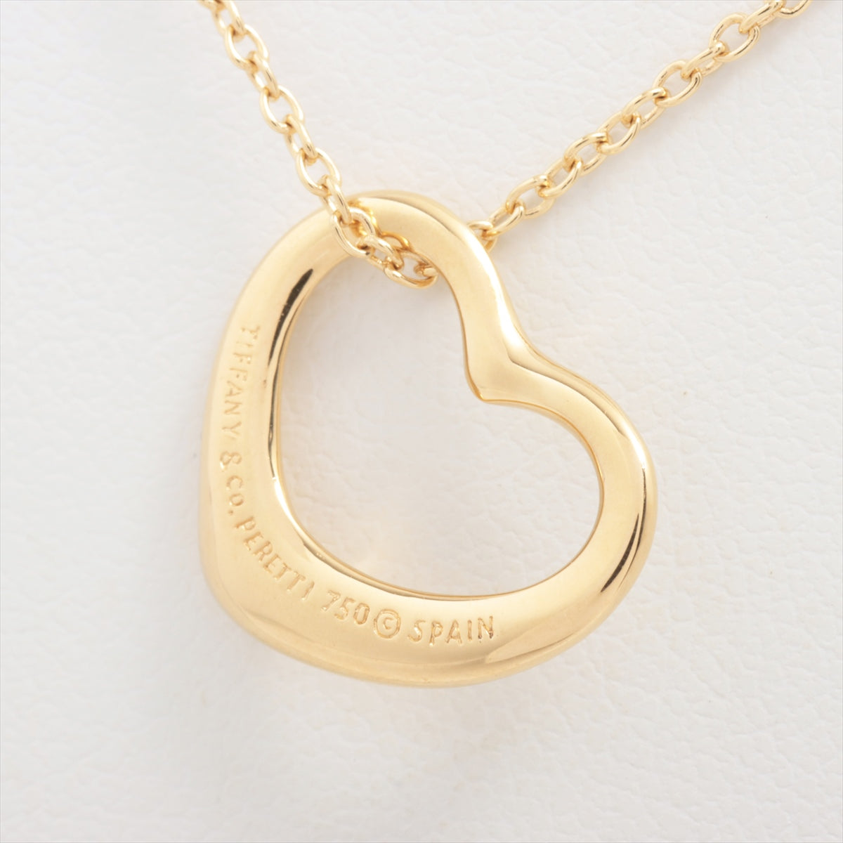 Tiffany & Co. Open Heart Pendant Necklace Gold