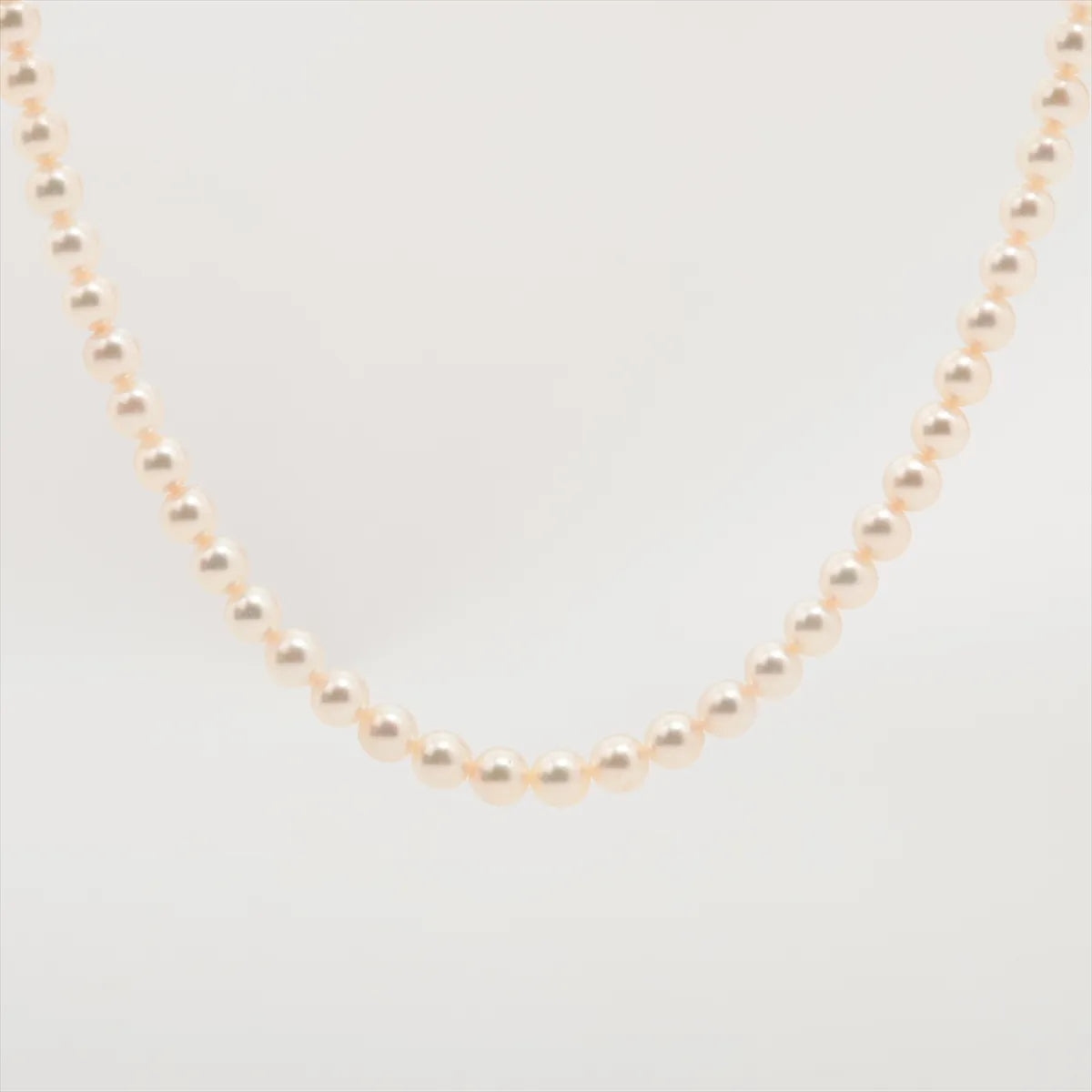 Pearl Flower Pendant Necklace