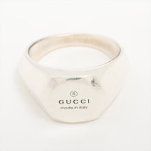 Load image into Gallery viewer, Gucci Trademark Signet Ring Silver