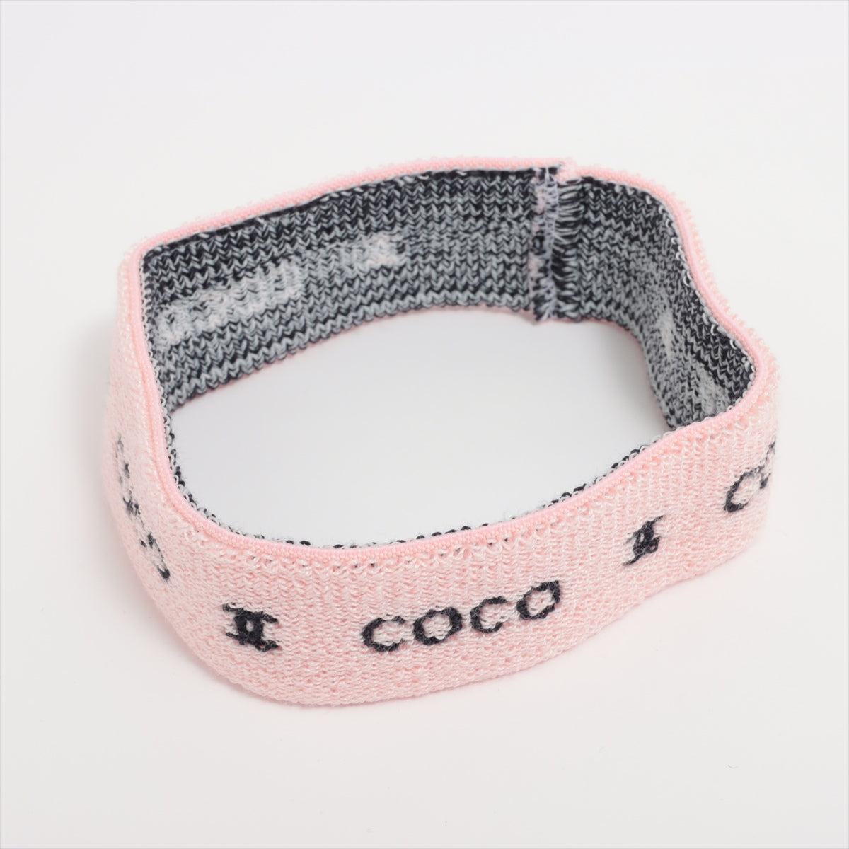 Top rated Chanel Coco CC Logo Knit Headband & Wristband Set Pink x Black