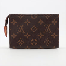 Load image into Gallery viewer, Louis Vuitton Monogram Pochette Toilette 15