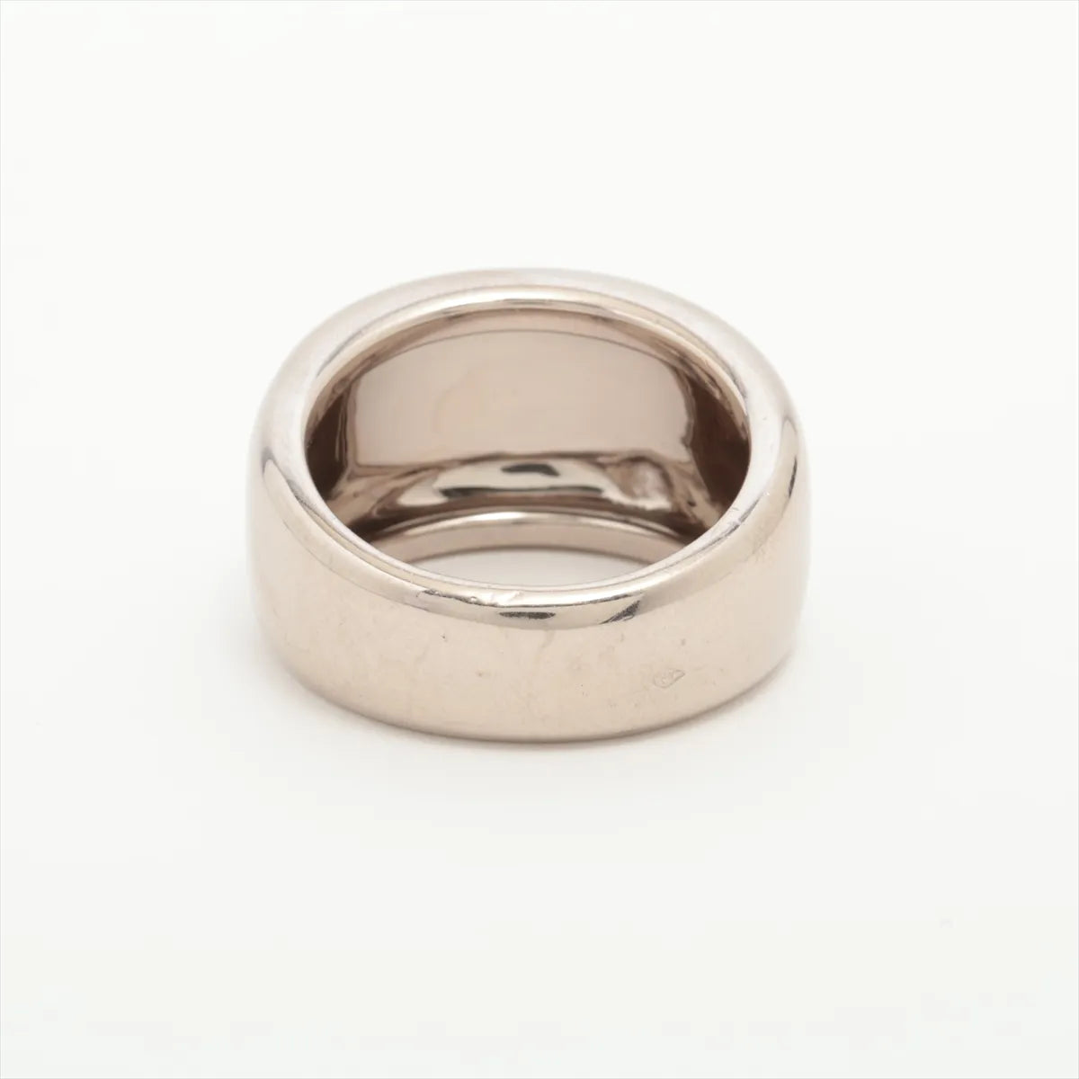 Cartier Nouvelle Vague Ring White Gold