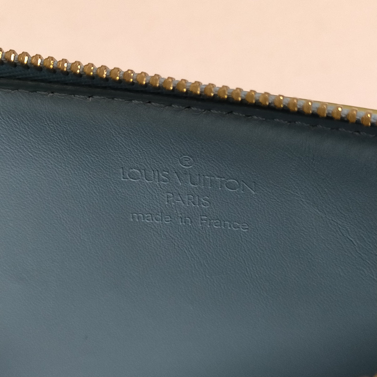Louis Vuitton Green Vernis Lexington Pouch — detail 6